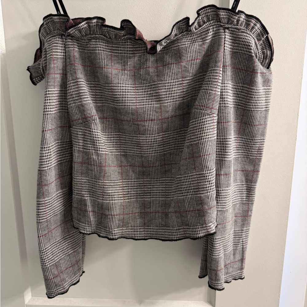 Guess strapless long sleeve